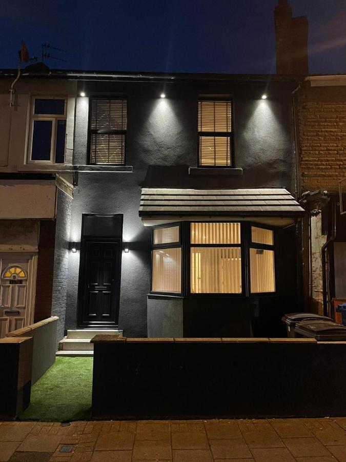 Lovely 2-Bed Apartment In Blackpool Secret House Luaran gambar